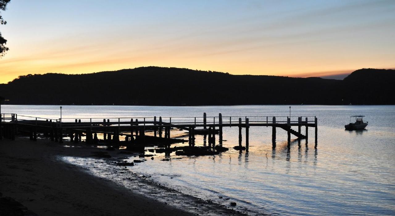 Refuge Cove On Pittwater Apartment Clareville Bagian luar foto